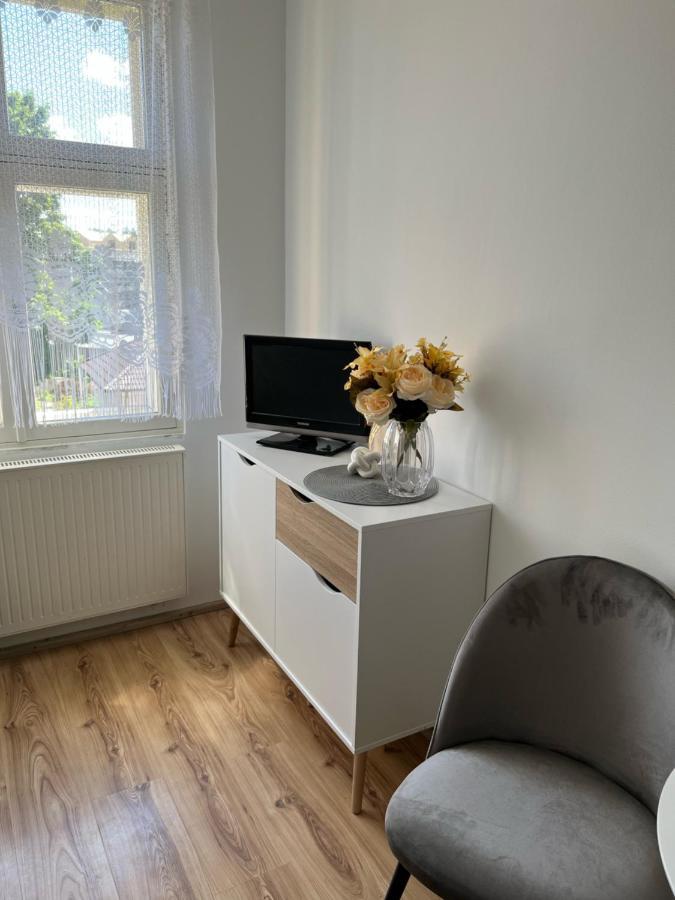 Edgari Guesthouse Отепяе Екстер'єр фото