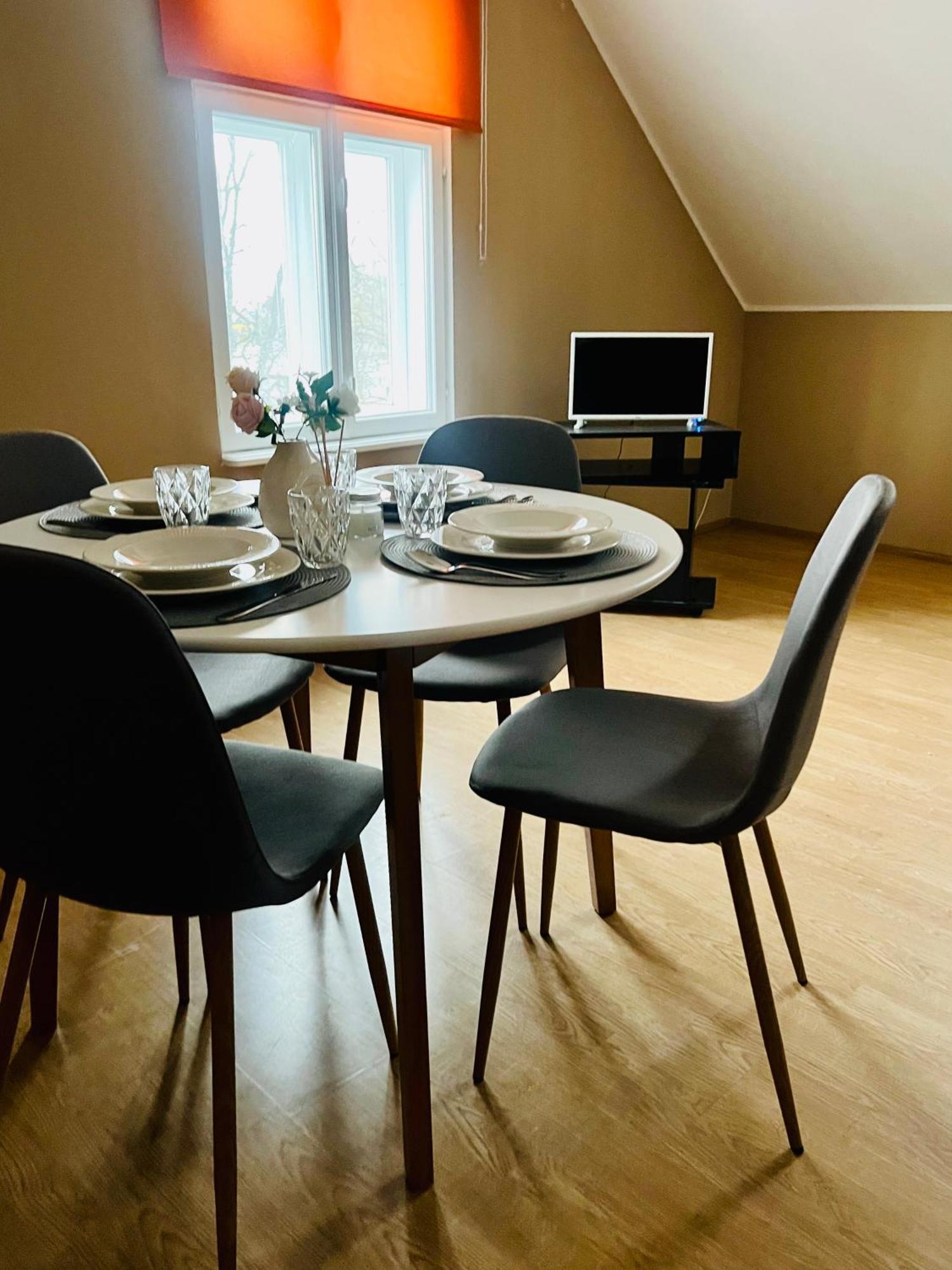 Edgari Guesthouse Отепяе Екстер'єр фото
