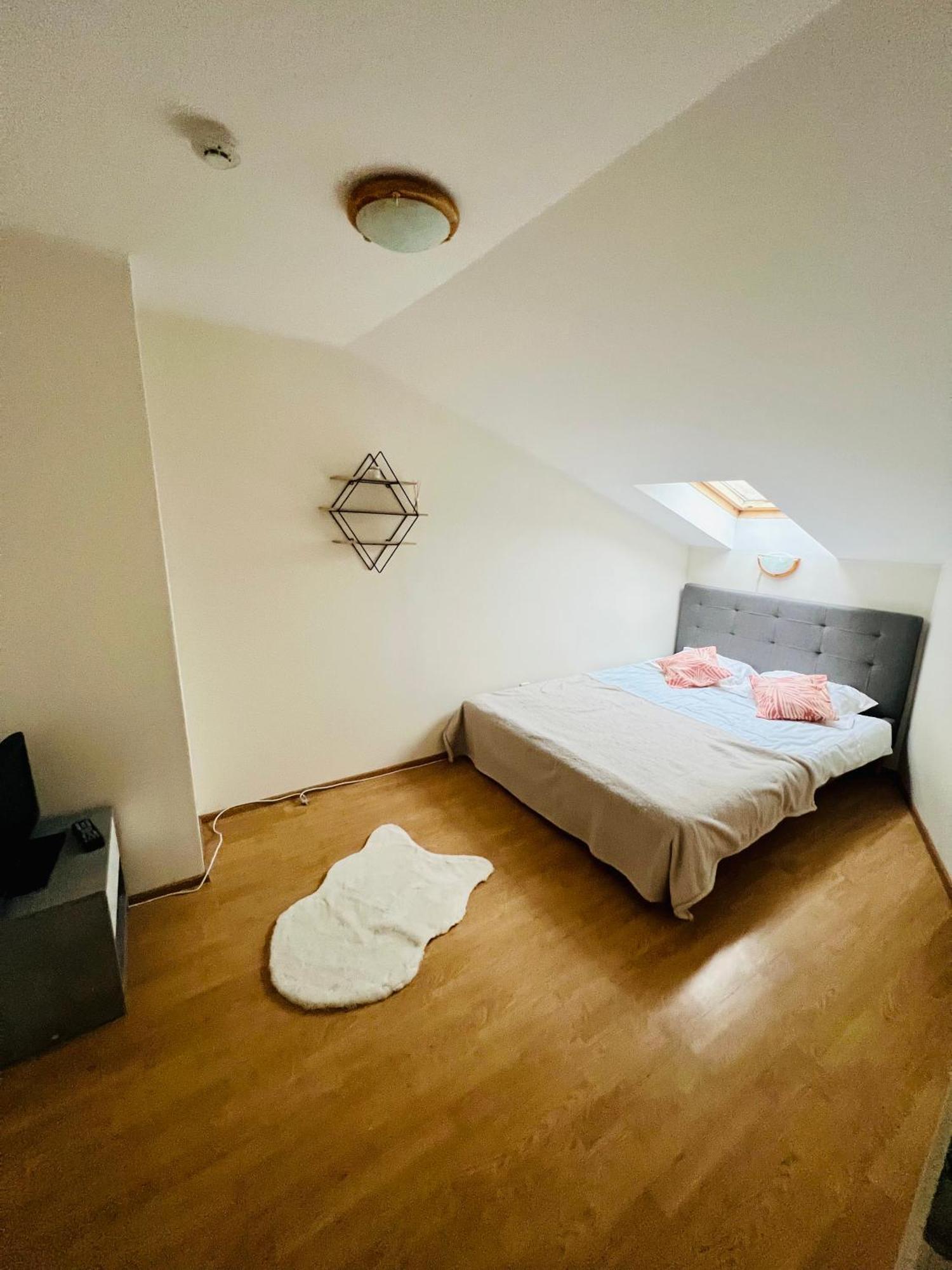 Edgari Guesthouse Отепяе Екстер'єр фото