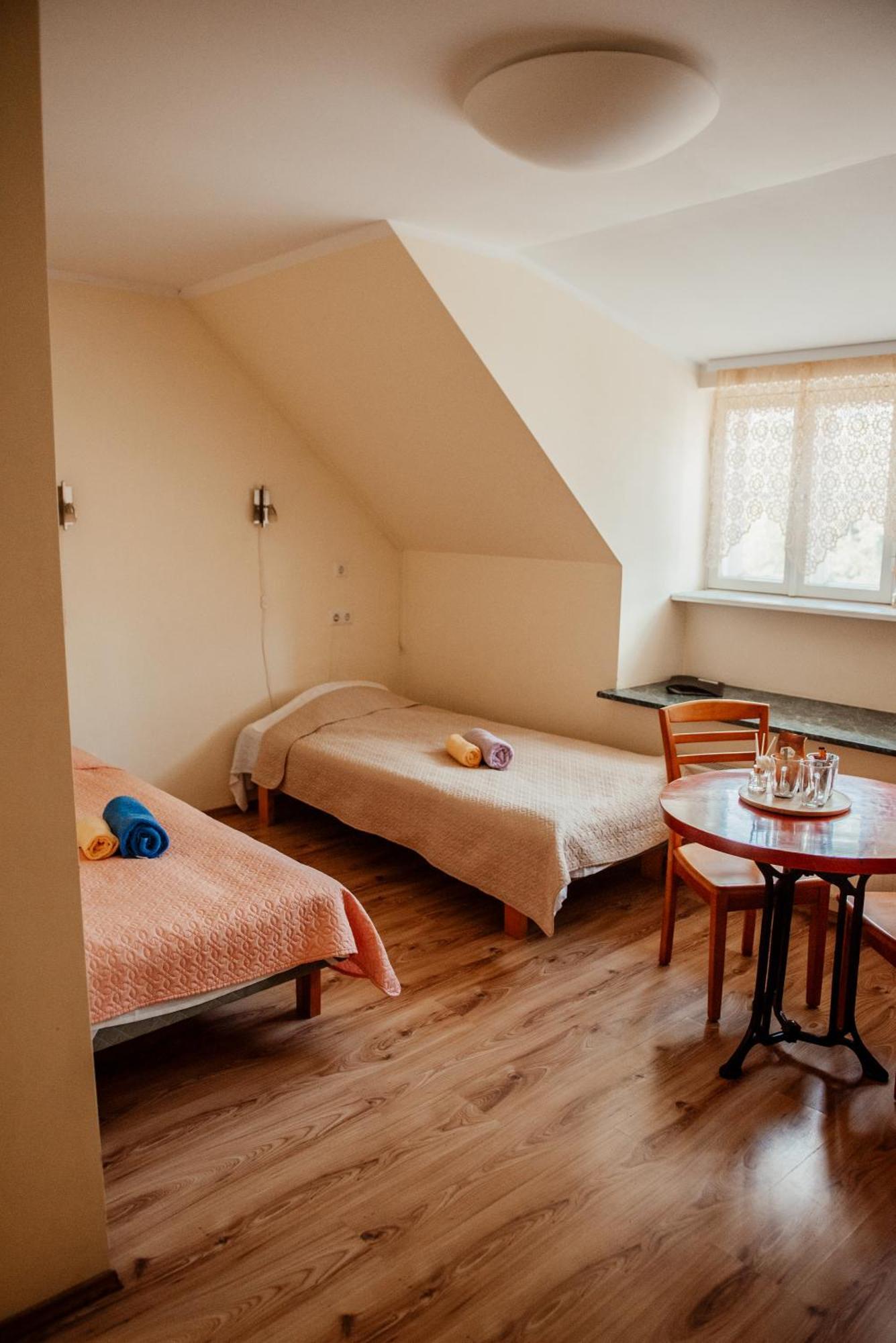 Edgari Guesthouse Отепяе Екстер'єр фото