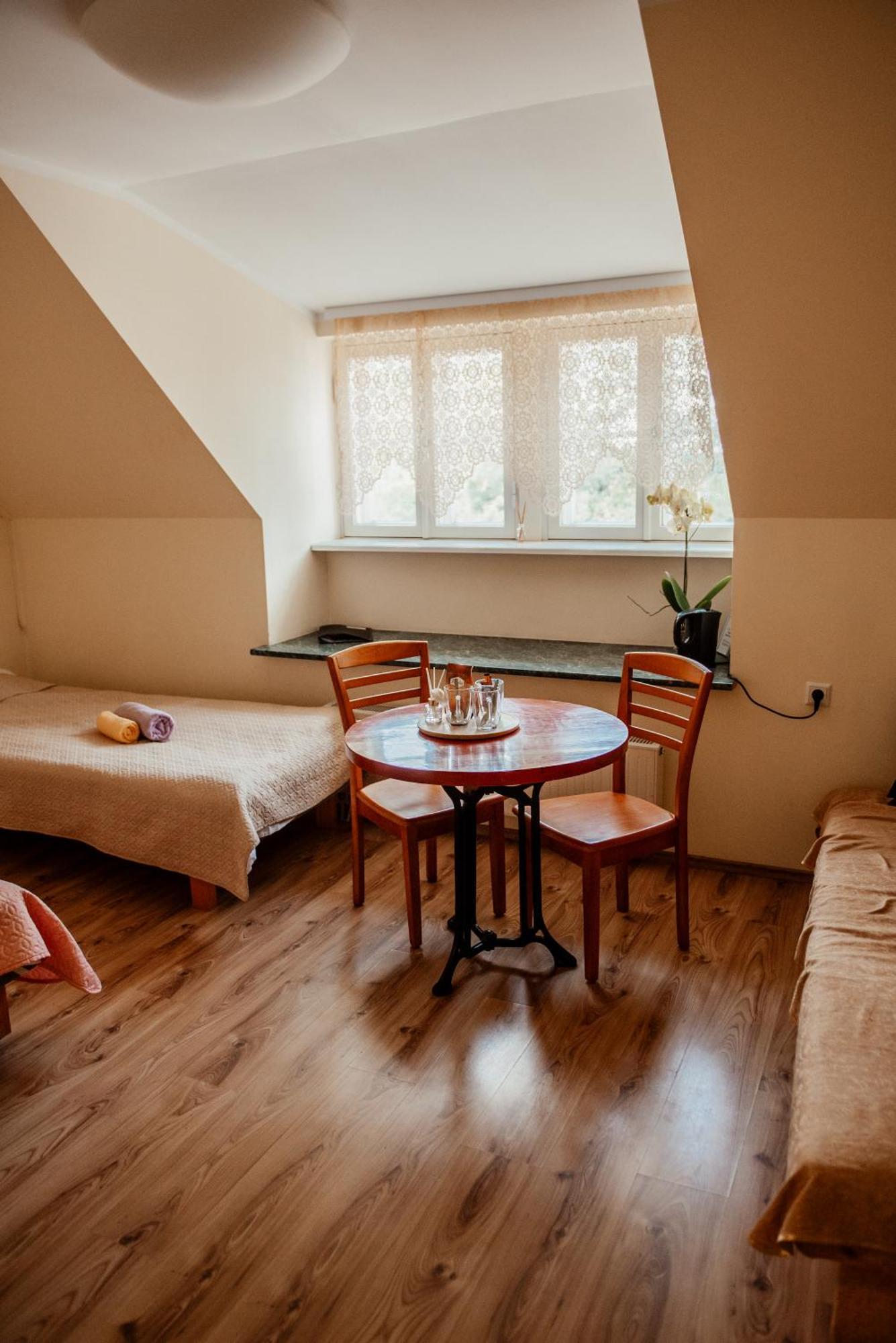Edgari Guesthouse Отепяе Екстер'єр фото